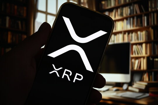 Analyst Reveals Why XRP Has Not Followed Bitcoin’s Trajectory In 7 Years, And Why Everything Is About To Change